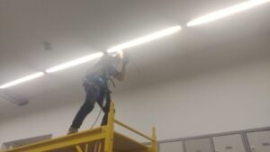Cámaras de seguridad Videovigilancia, Circuito cerrado de televisión (CCTV), Televisión en circuito cerrado (TVCC) Cámaras de vigilancia Cámaras de monitoreo Cámaras de seguridad Cámaras de seguridad
